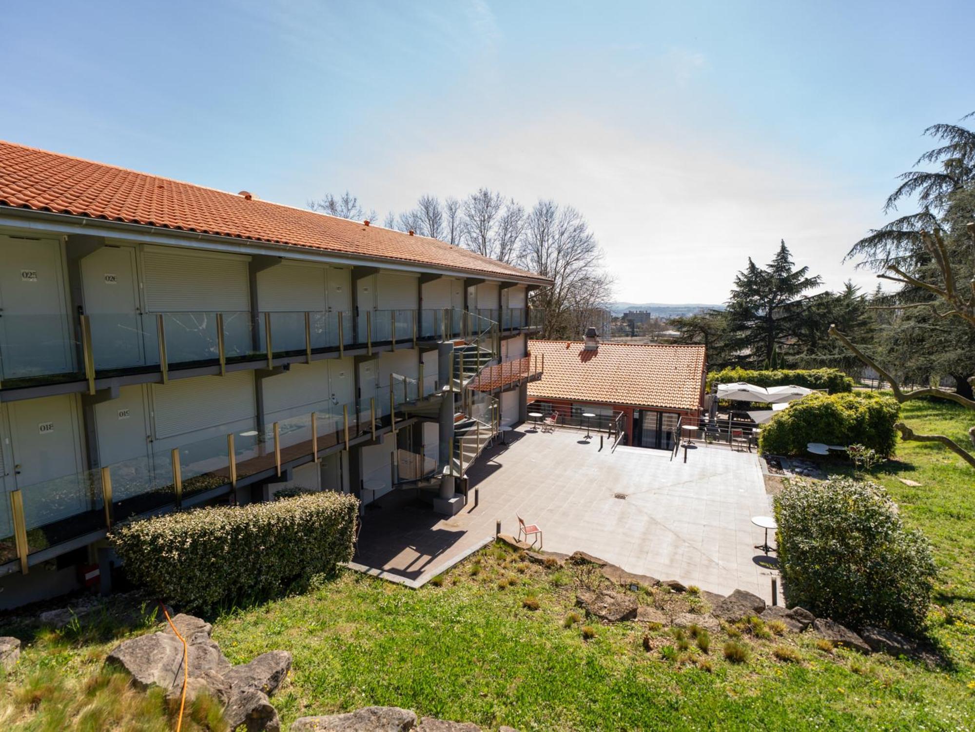 Kyriad Lyon Sud Sainte Foy Eksteriør billede